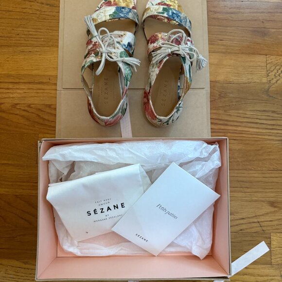 Sezane Ulysse Floral Sandal in Goat Leather, Size 40 - Picture 4 of 10